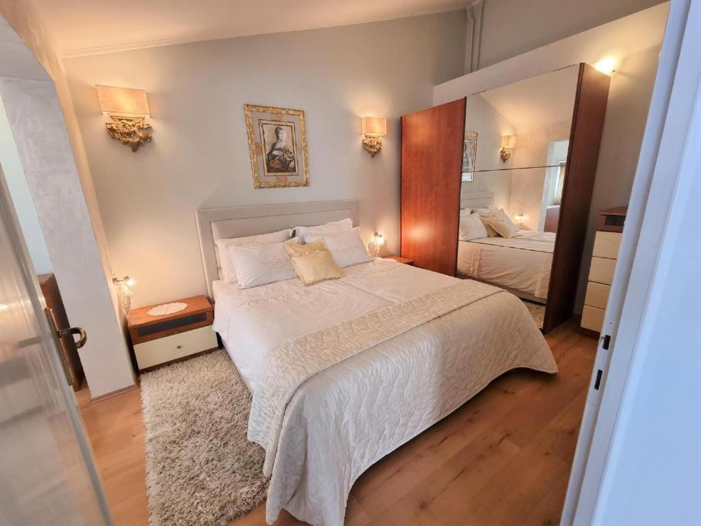 Apartments Ragusa Rovinj Exterior photo